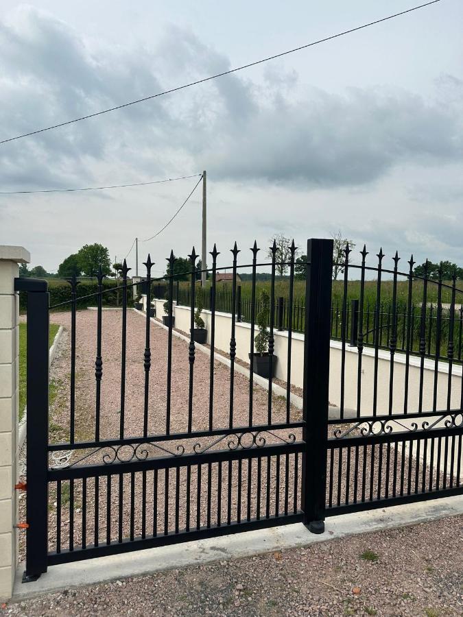 Gite De La Combe Ganat 3 Etoiles Sanvignes-les-Mines Ngoại thất bức ảnh